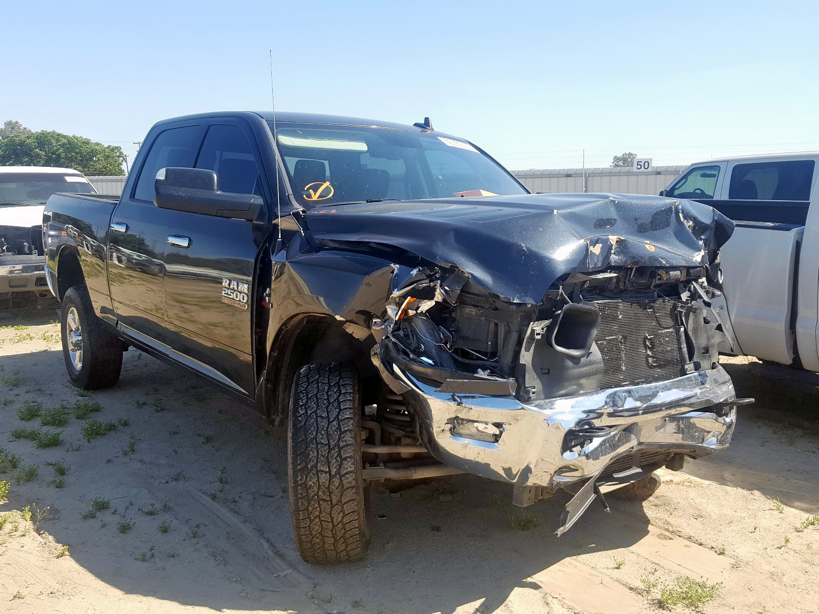 RAM 2500 2014 3c6ur5dl5eg163374