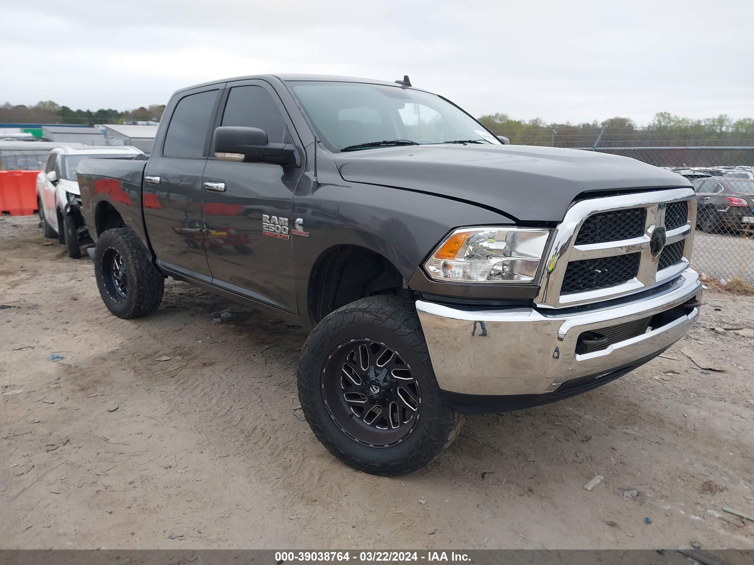 RAM 2500 2014 3c6ur5dl8eg287834