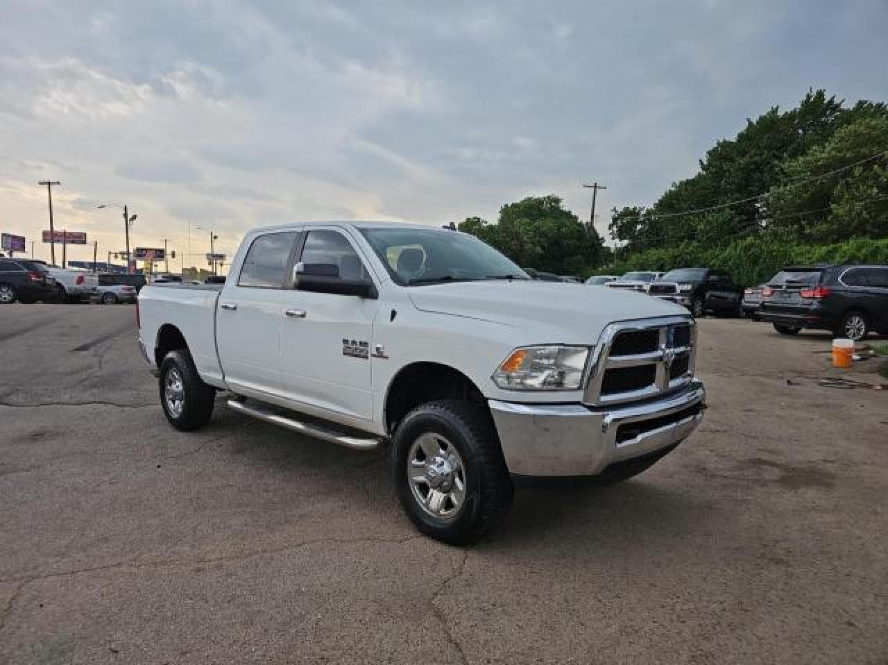 RAM 2500 2016 3c6ur5dl8gg284824