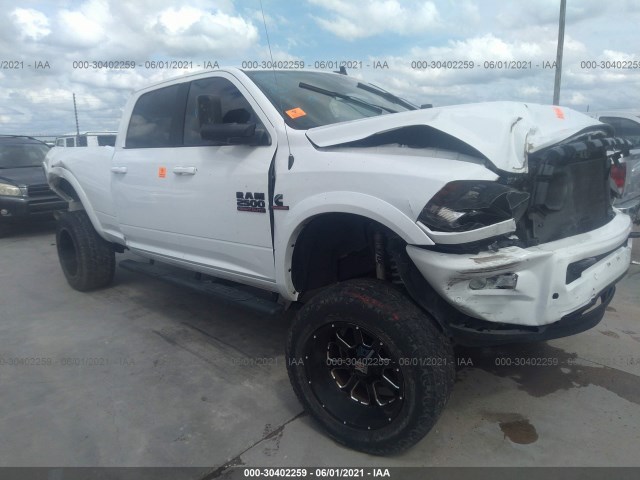 RAM 2500 2017 3c6ur5dl8hg653246