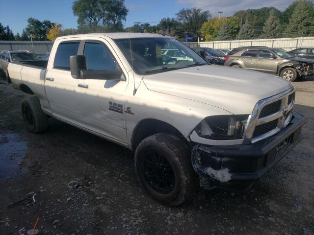 RAM 2500 SLT 2017 3c6ur5dl8hg678633