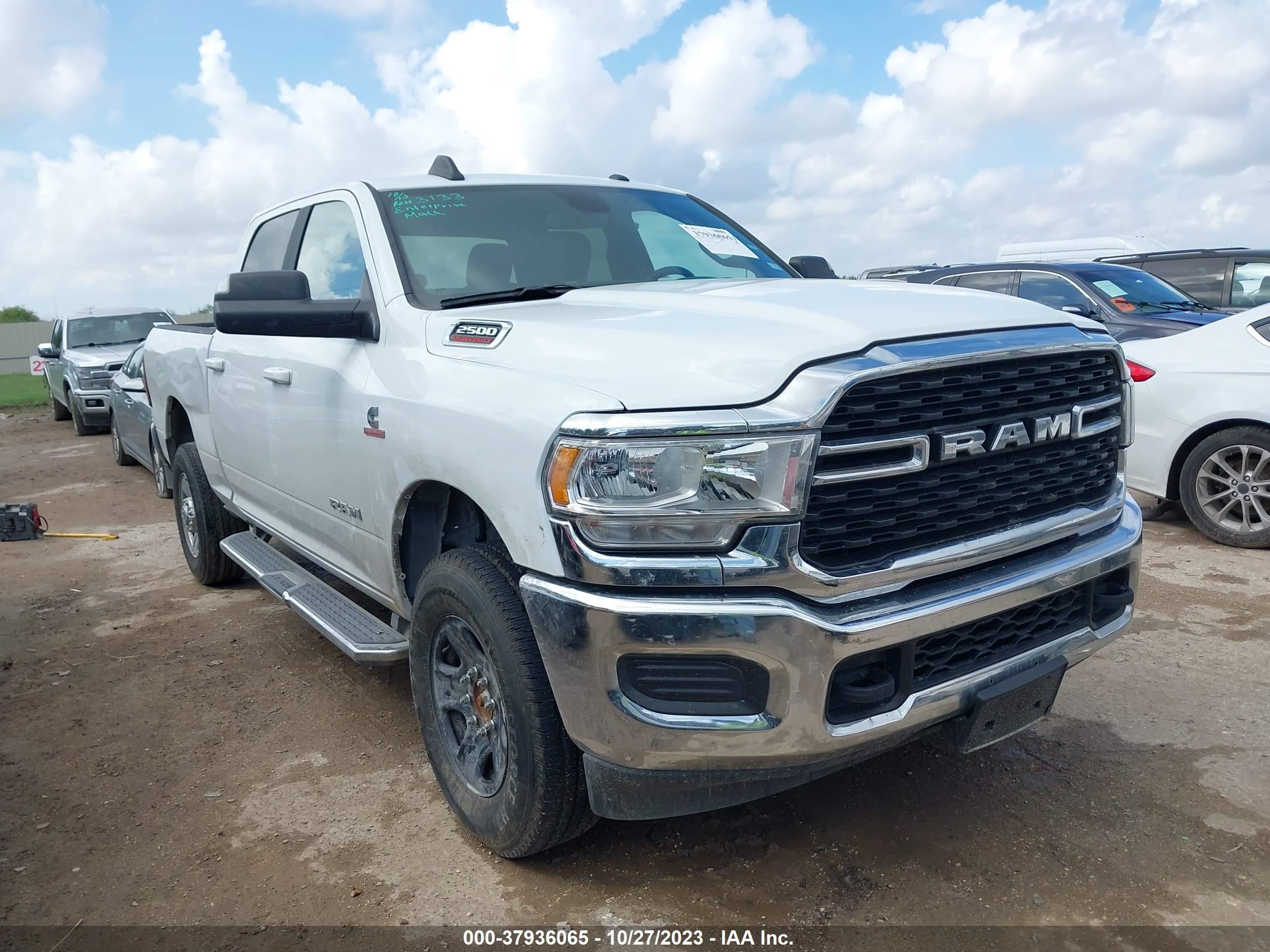 RAM 2500 2022 3c6ur5dl8ng436193