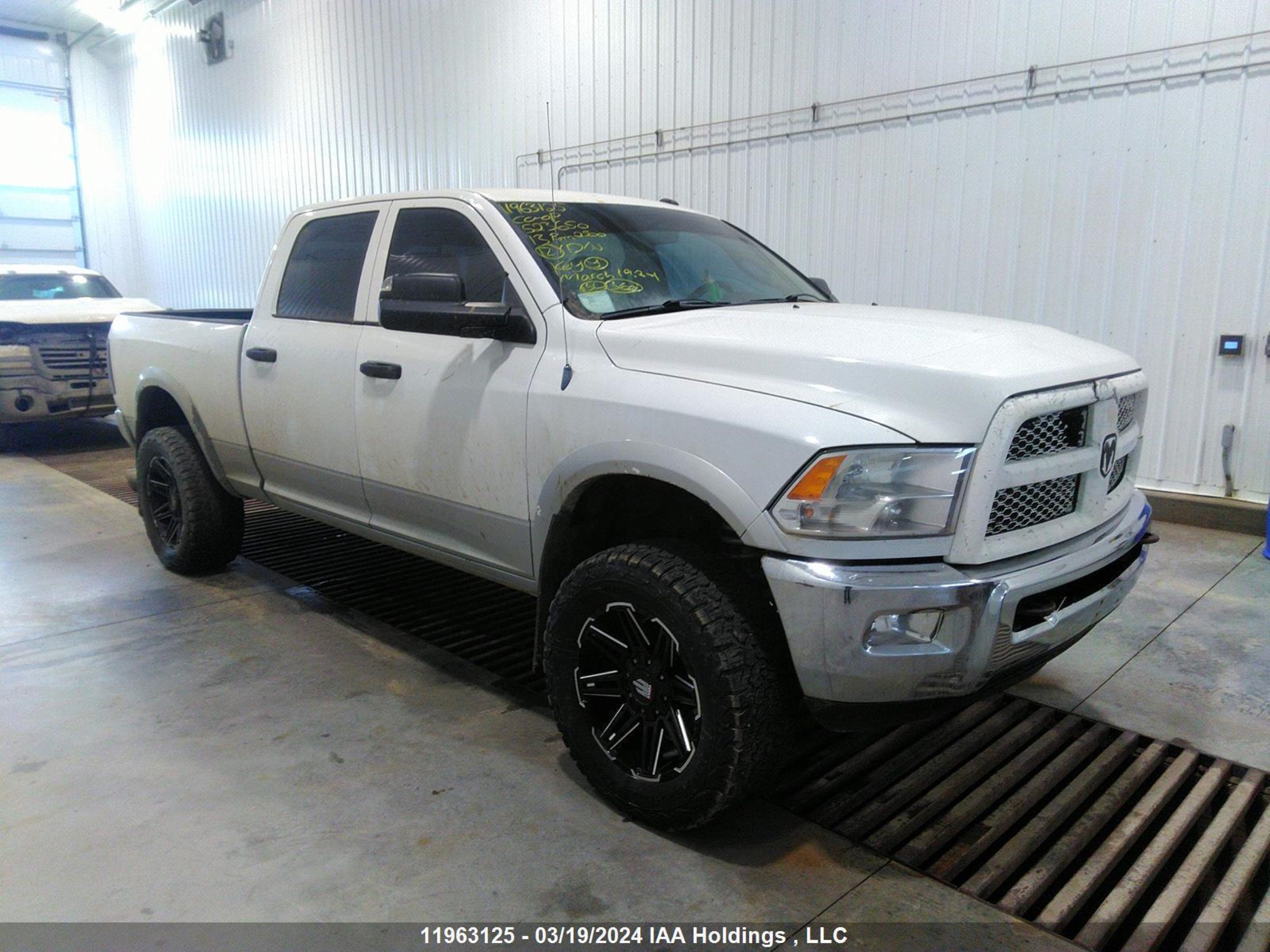 RAM 2500 2013 3c6ur5dl9dg523650