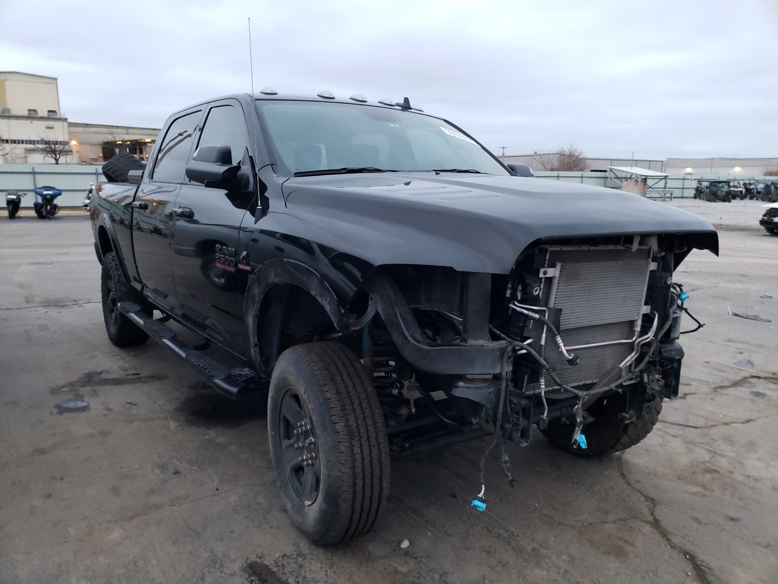 RAM 2500 LARAM 2018 3c6ur5fl2jg349624