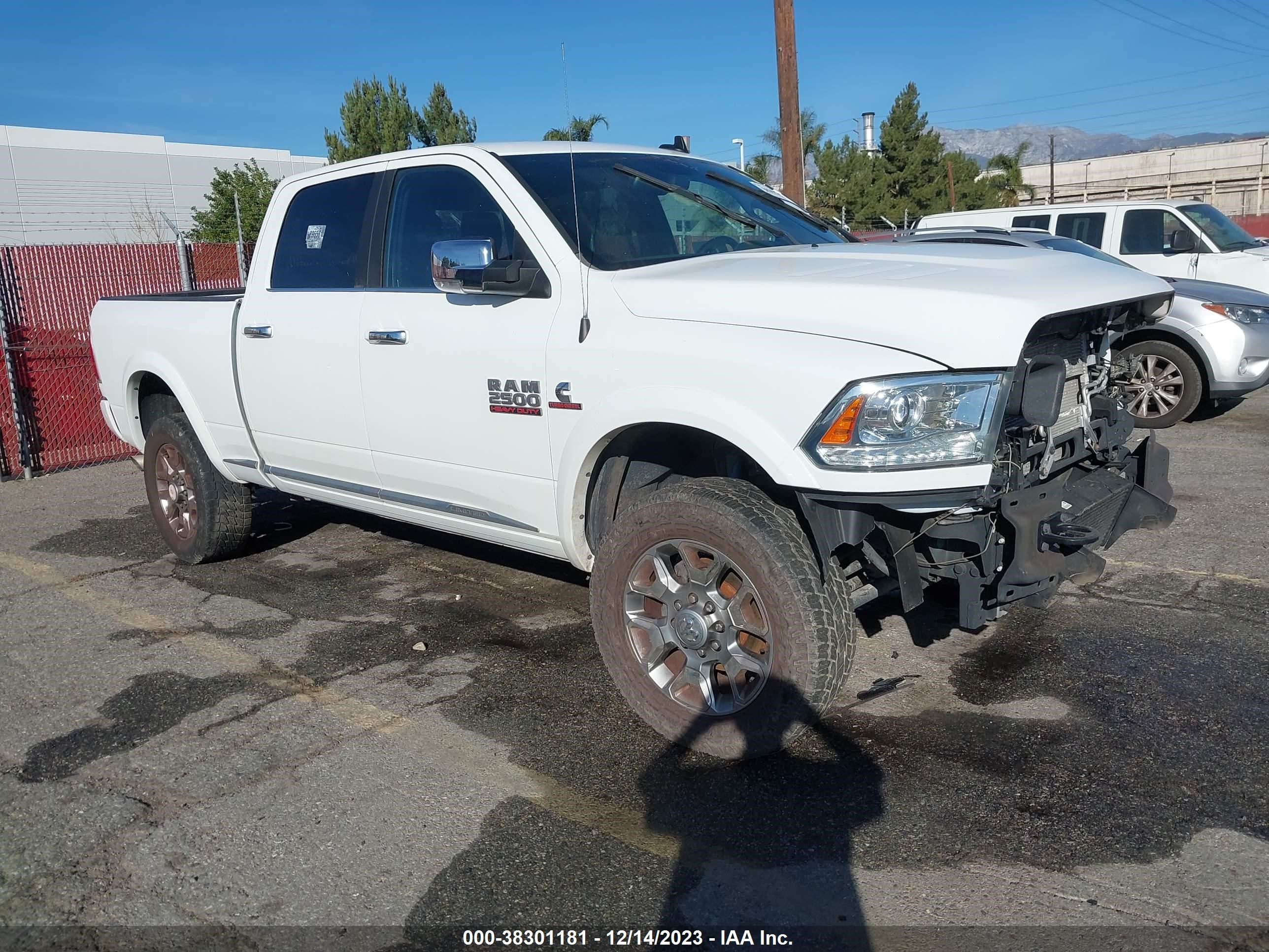 RAM 2500 2018 3c6ur5gl9jg406609