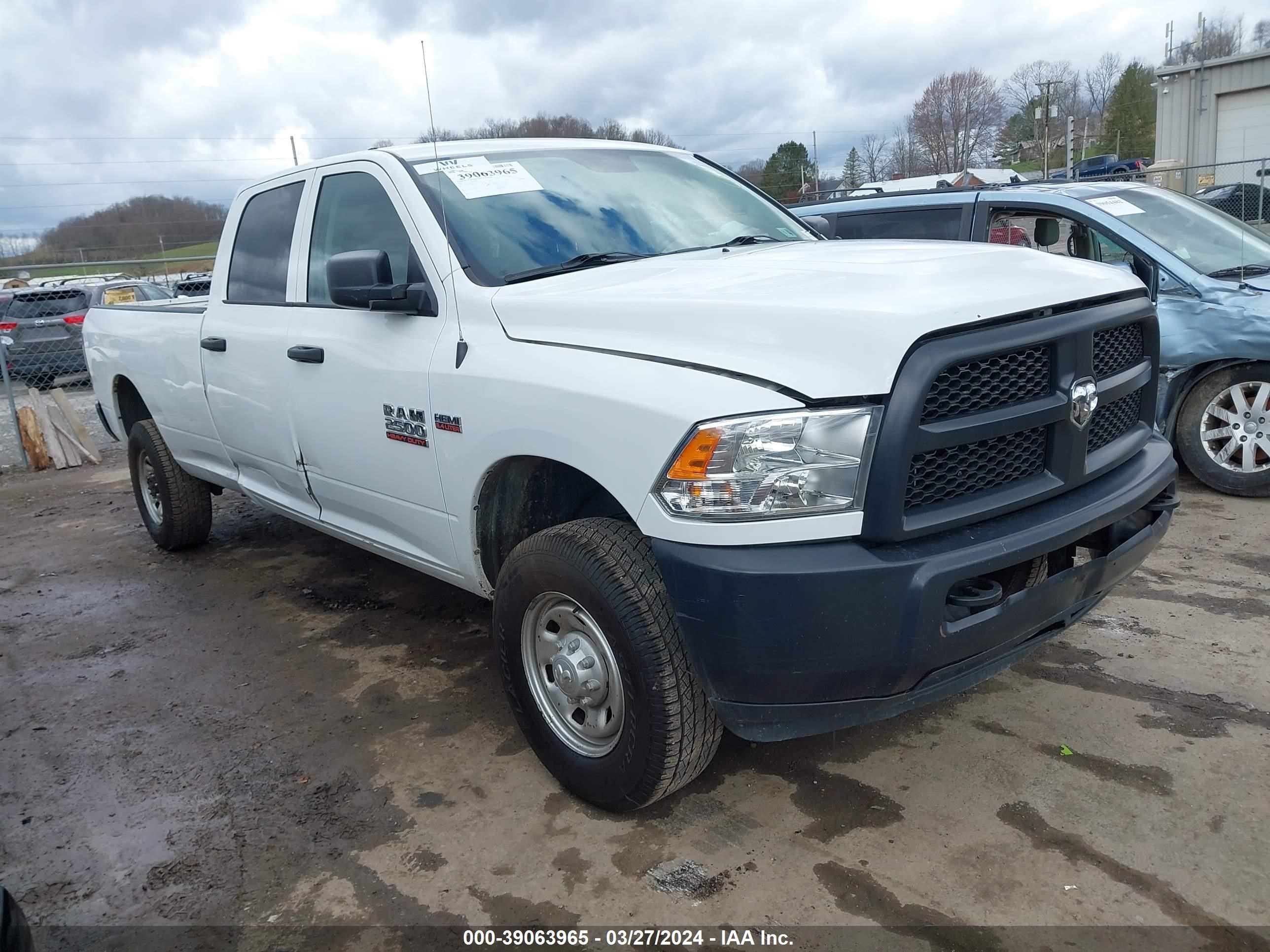 RAM 2500 2017 3c6ur5hj3hg771309