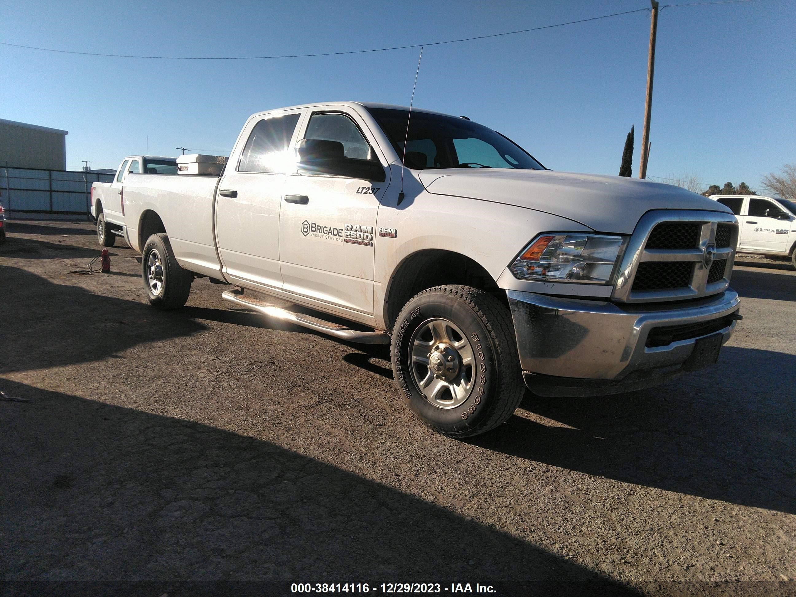 RAM 2500 2018 3c6ur5hj7jg209192