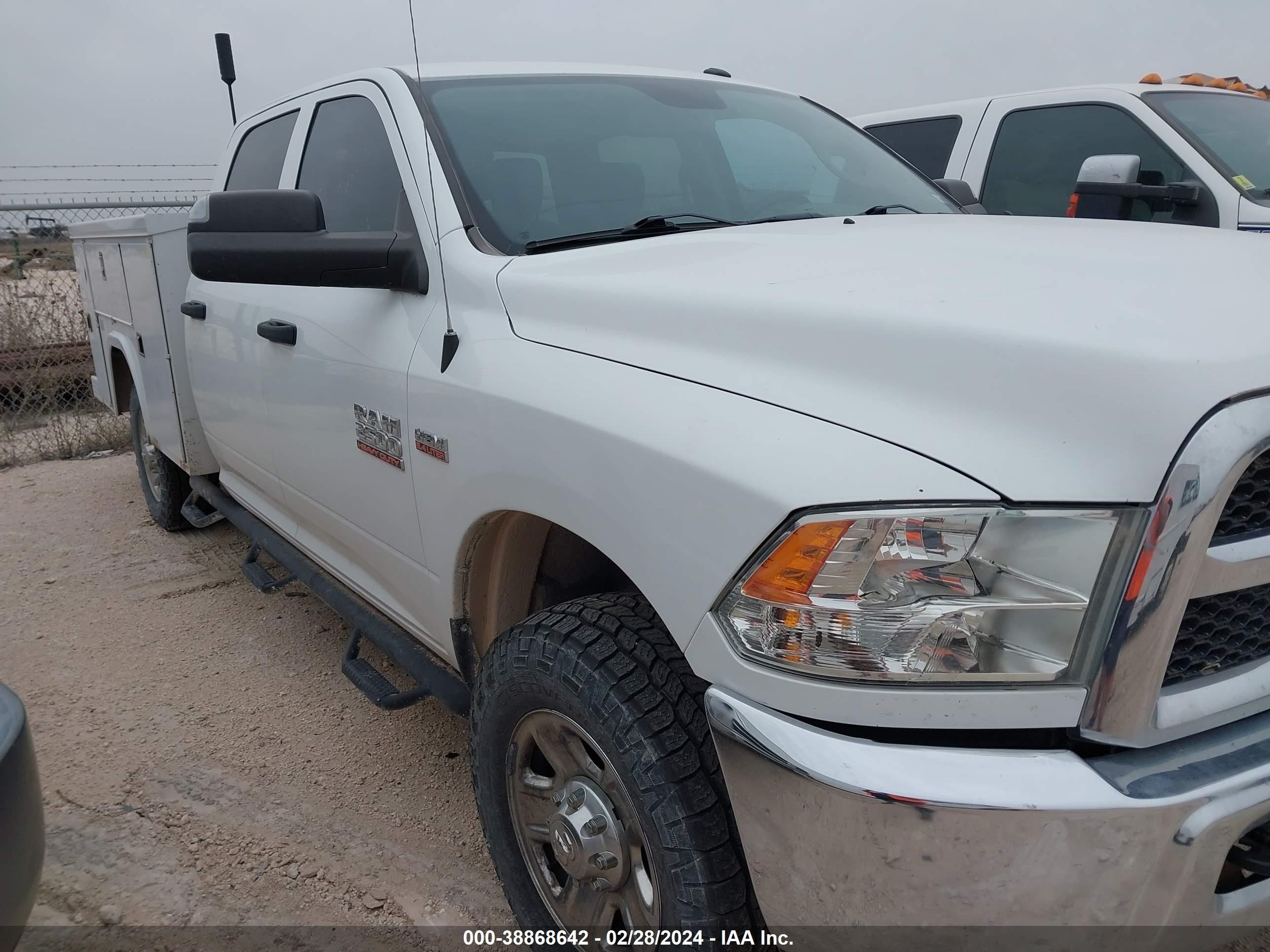 RAM 2500 2018 3c6ur5hj7jg357259