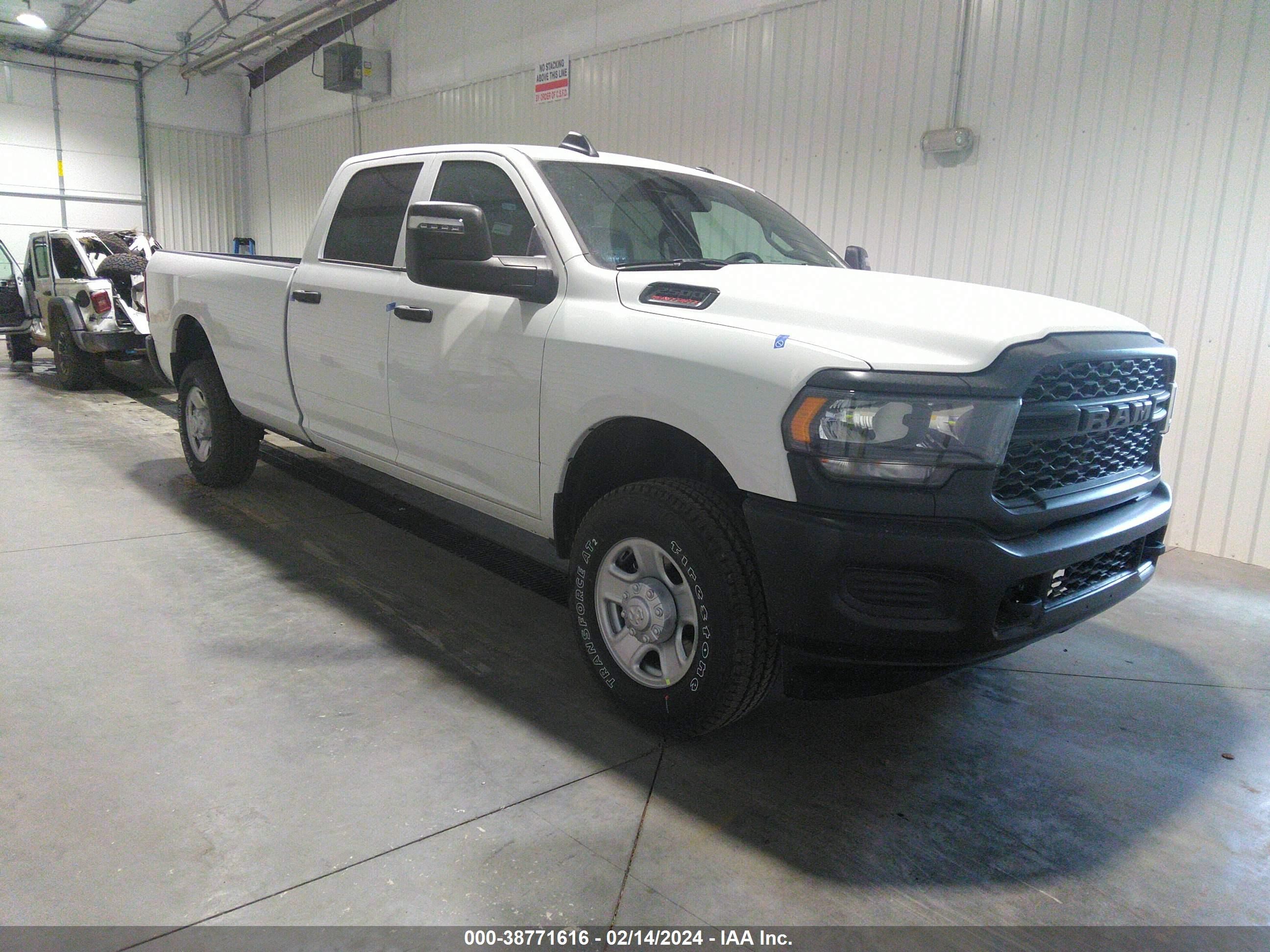 RAM 2500 2024 3c6ur5hj8rg232864