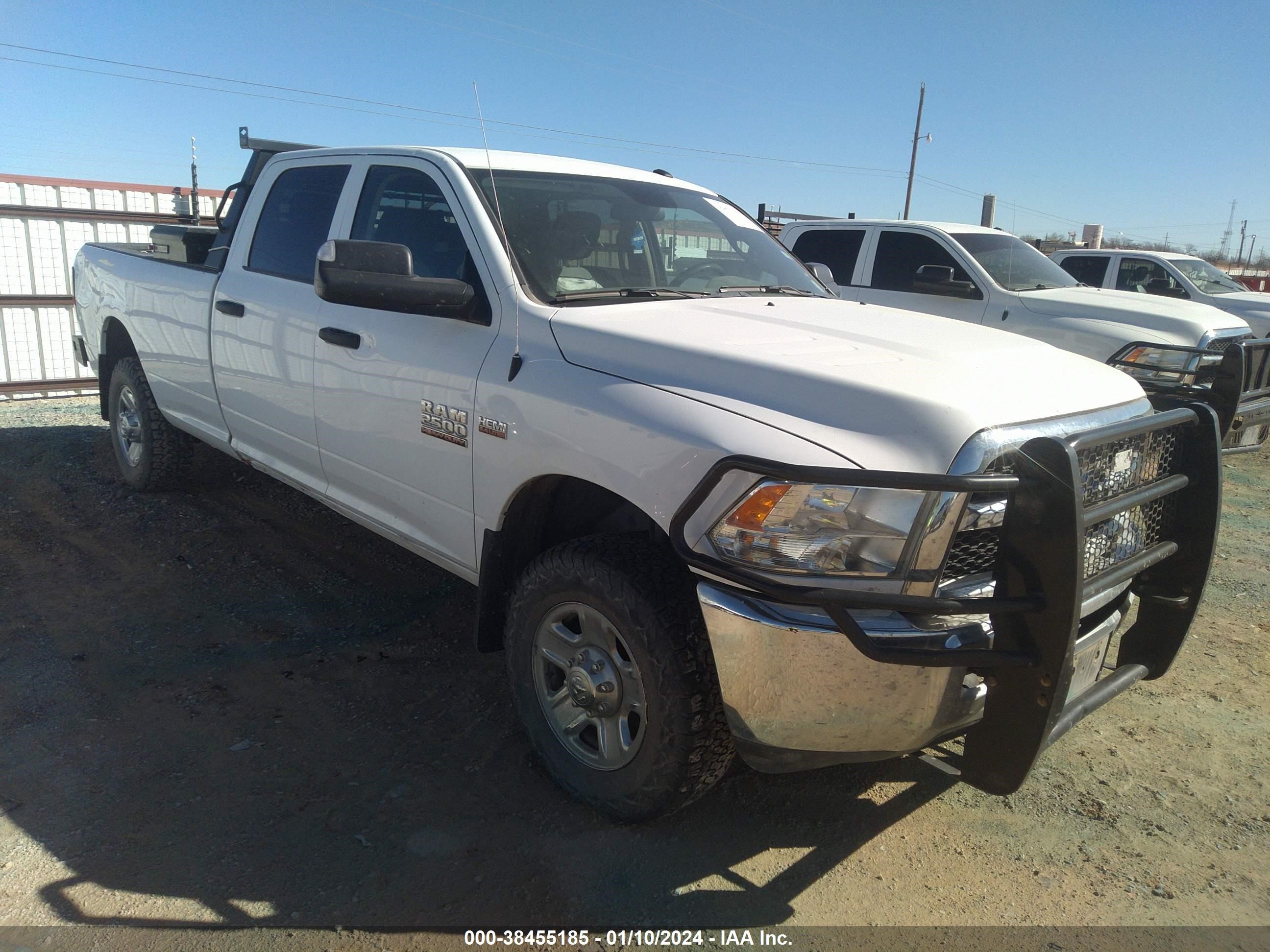 RAM 2500 2018 3c6ur5hj9jg364598