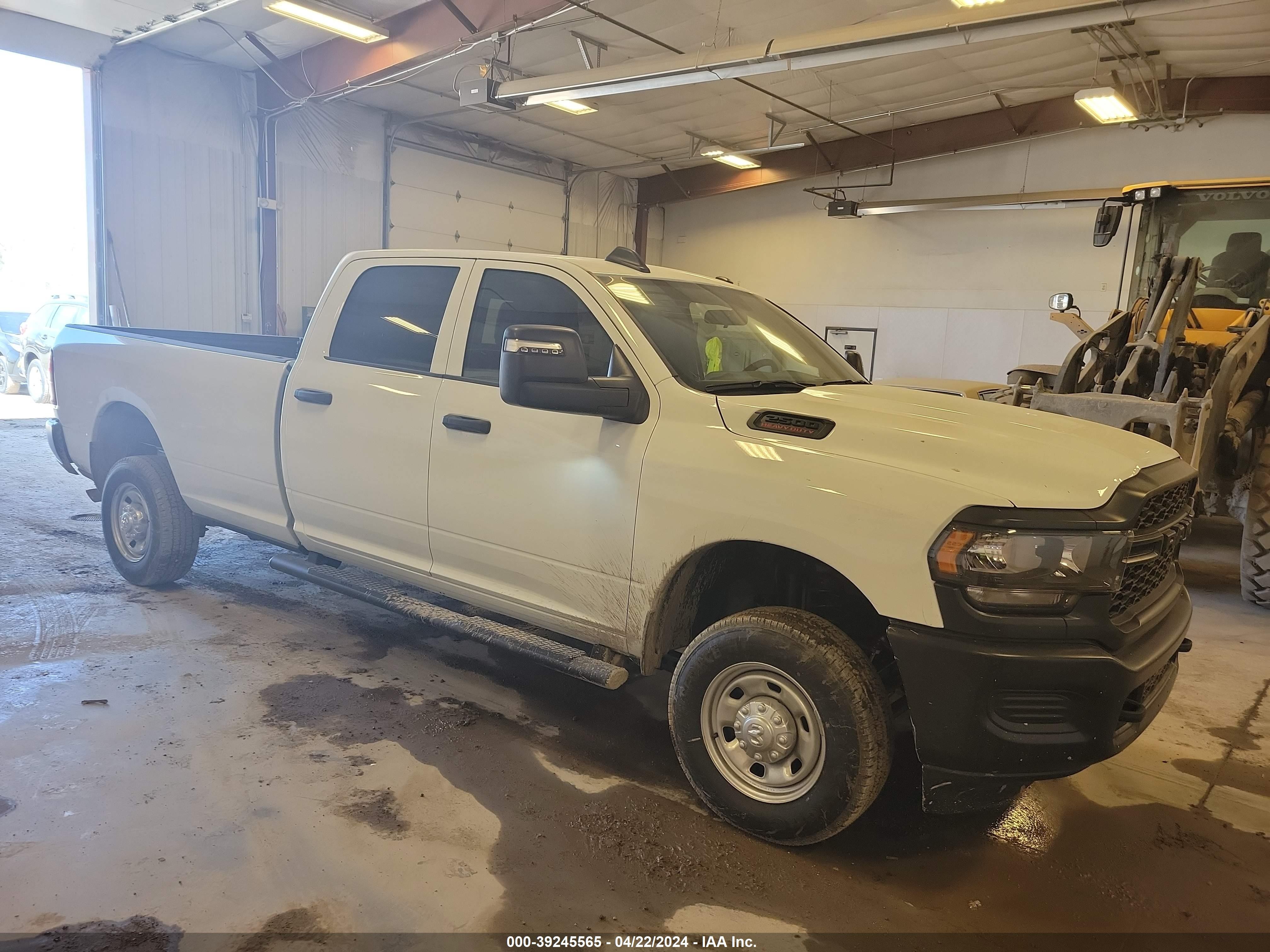 RAM 2500 2024 3c6ur5hj9rg261872