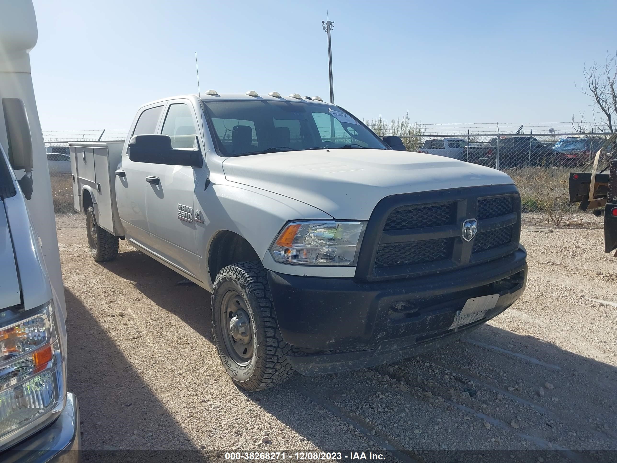 RAM 2500 2018 3c6ur5hl4jg256715