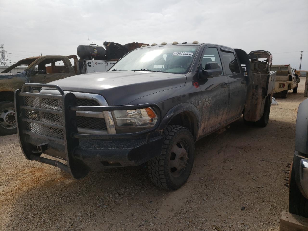 RAM 3500 2015 3c7wrtcl5fg690861