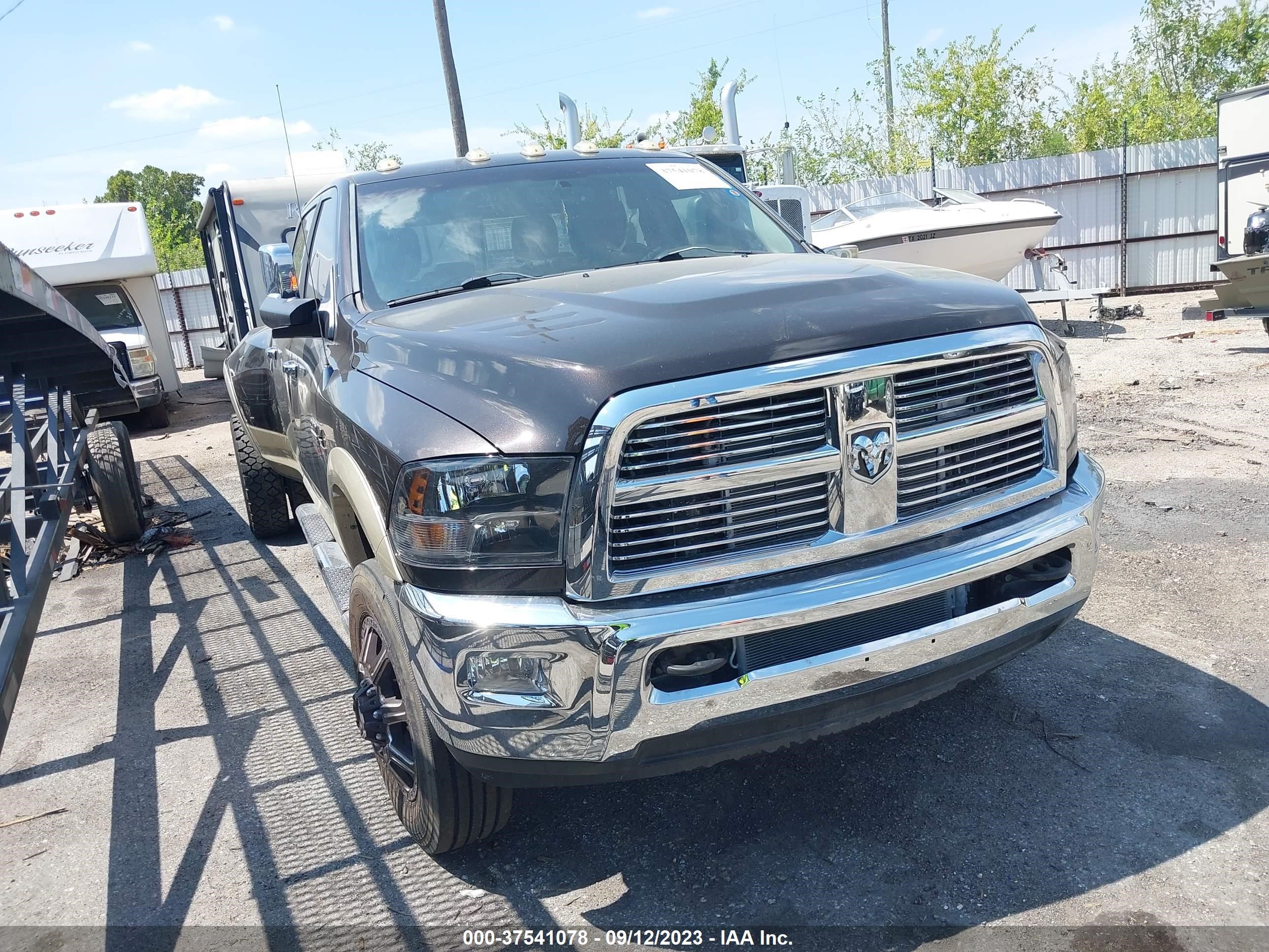 RAM 3500 2011 3d73y4cl9bg538834