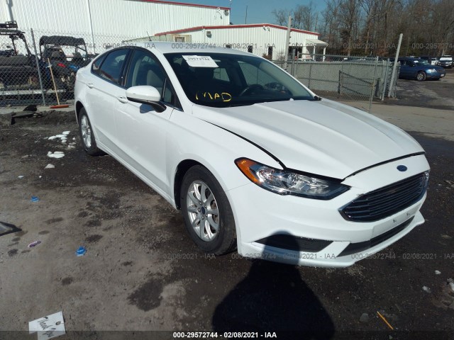 FORD FUSION 2018 3fa6p0g70jr201364