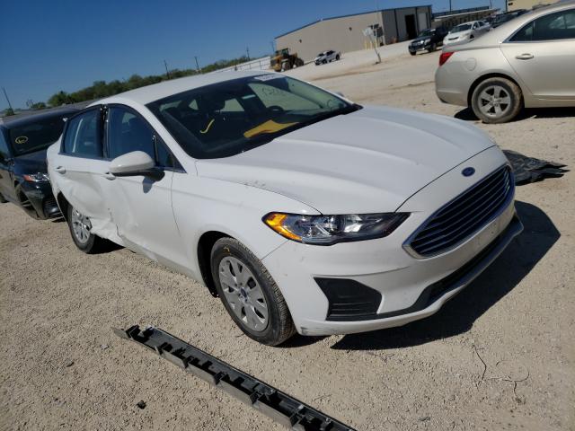 FORD FUSION S 2019 3fa6p0g70kr170456