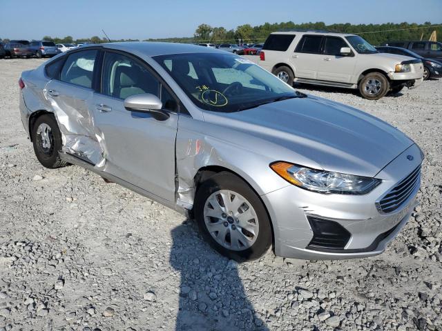 FORD FUSION S 2019 3fa6p0g70kr267009