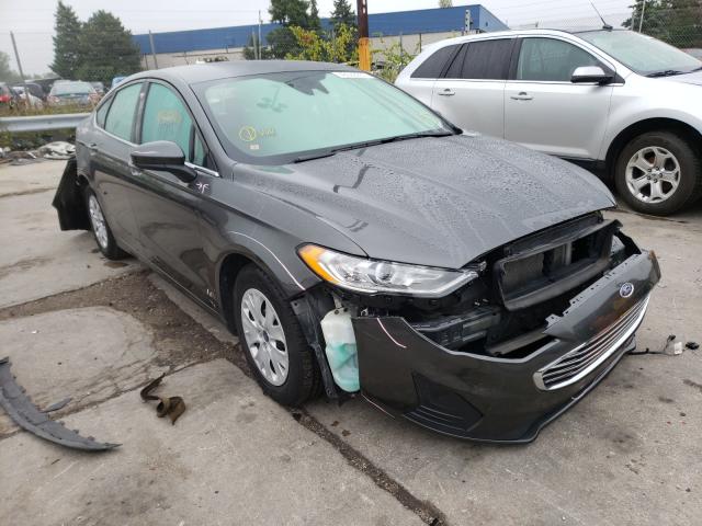 FORD FUSION S 2019 3fa6p0g71kr130984