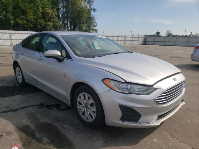 FORD FUSION S 2019 3fa6p0g71kr160356