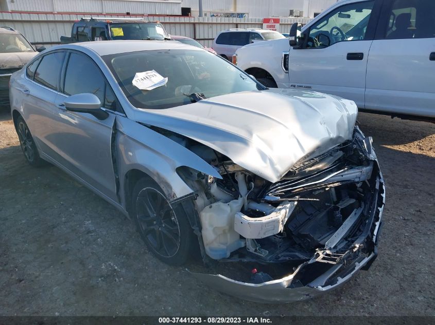 FORD FUSION 2018 3fa6p0g73jr109620