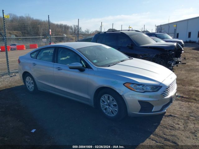 FORD FUSION 2019 3fa6p0g73kr195027