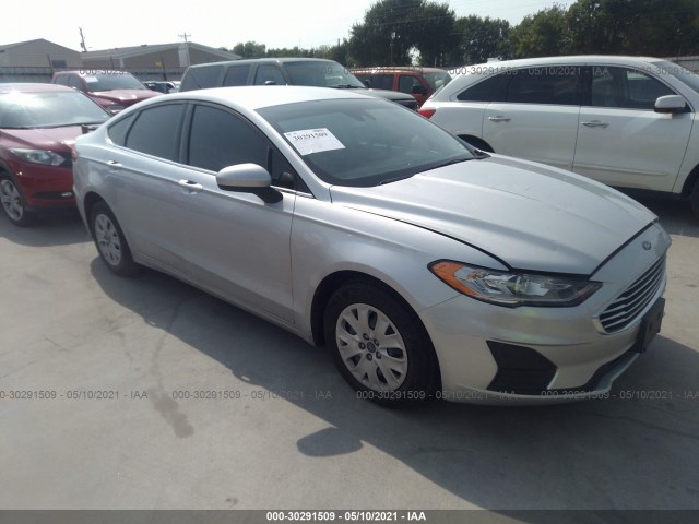 FORD FUSION 2019 3fa6p0g79kr275612