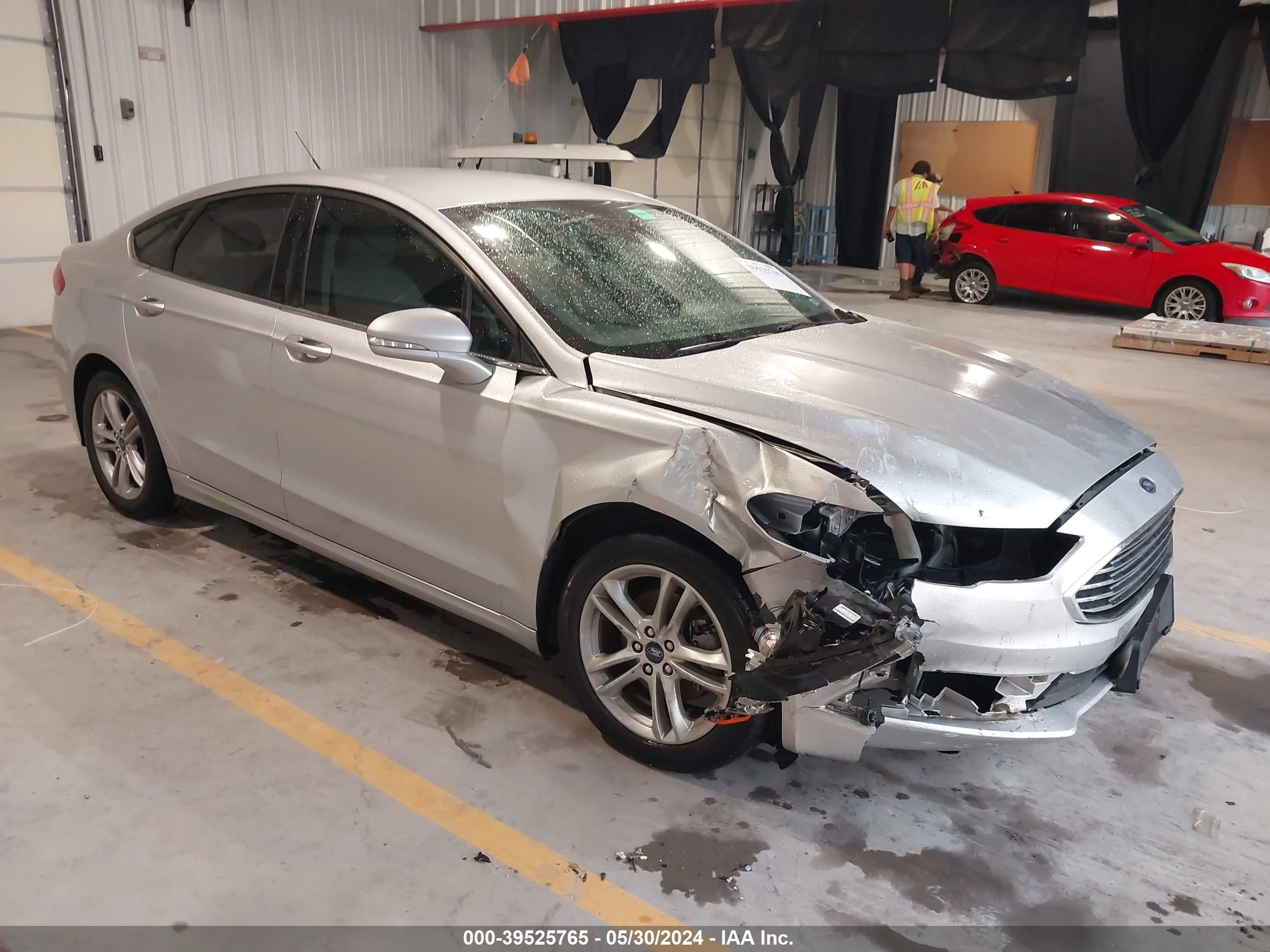 FORD FUSION 2018 3fa6p0h70jr273521