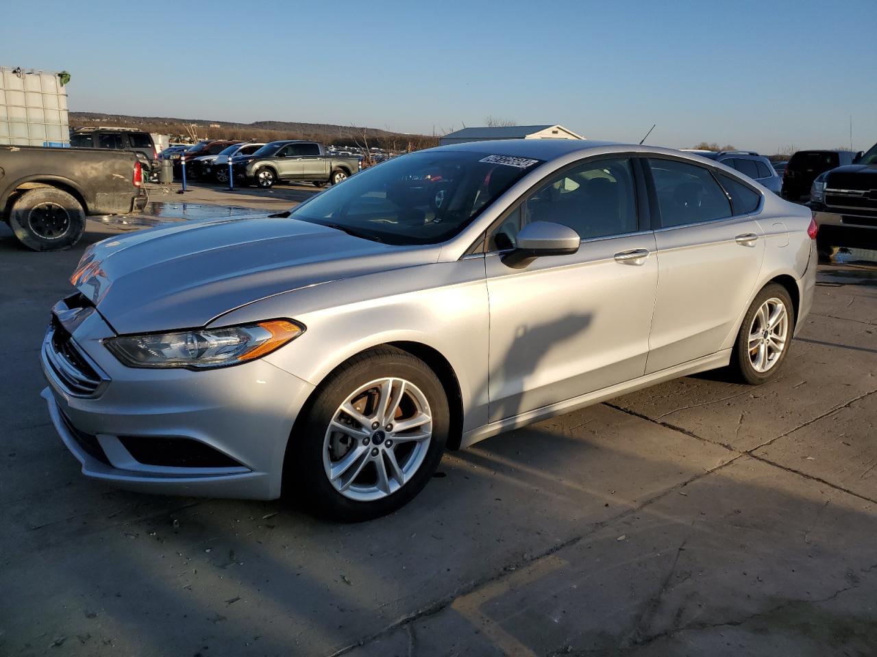 FORD FUSION 2018 3fa6p0h73jr196272