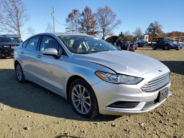 FORD FUSION SE 2017 3fa6p0h77hr174317