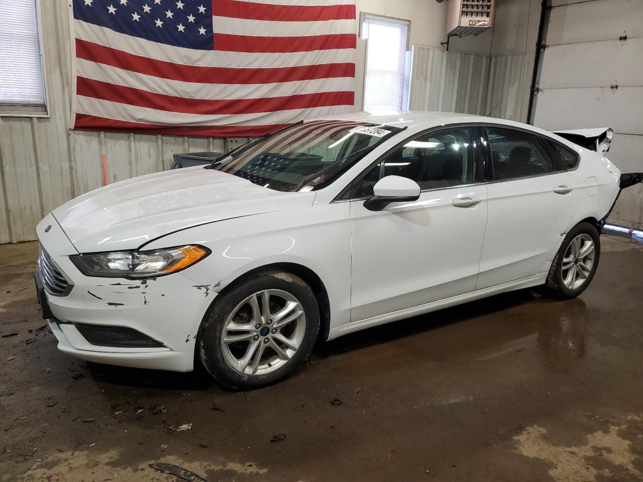 FORD FUSION 2018 3fa6p0h77jr195108