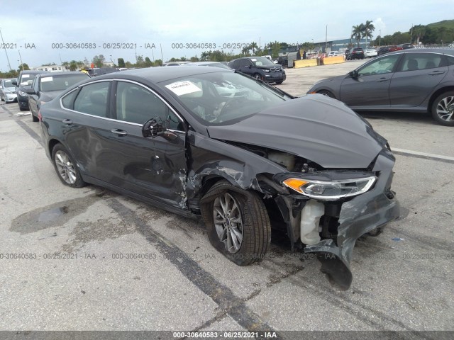 FORD FUSION 2017 3fa6p0hd1hr129069