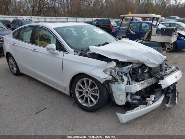 FORD FUSION 2017 3fa6p0hd4hr124948