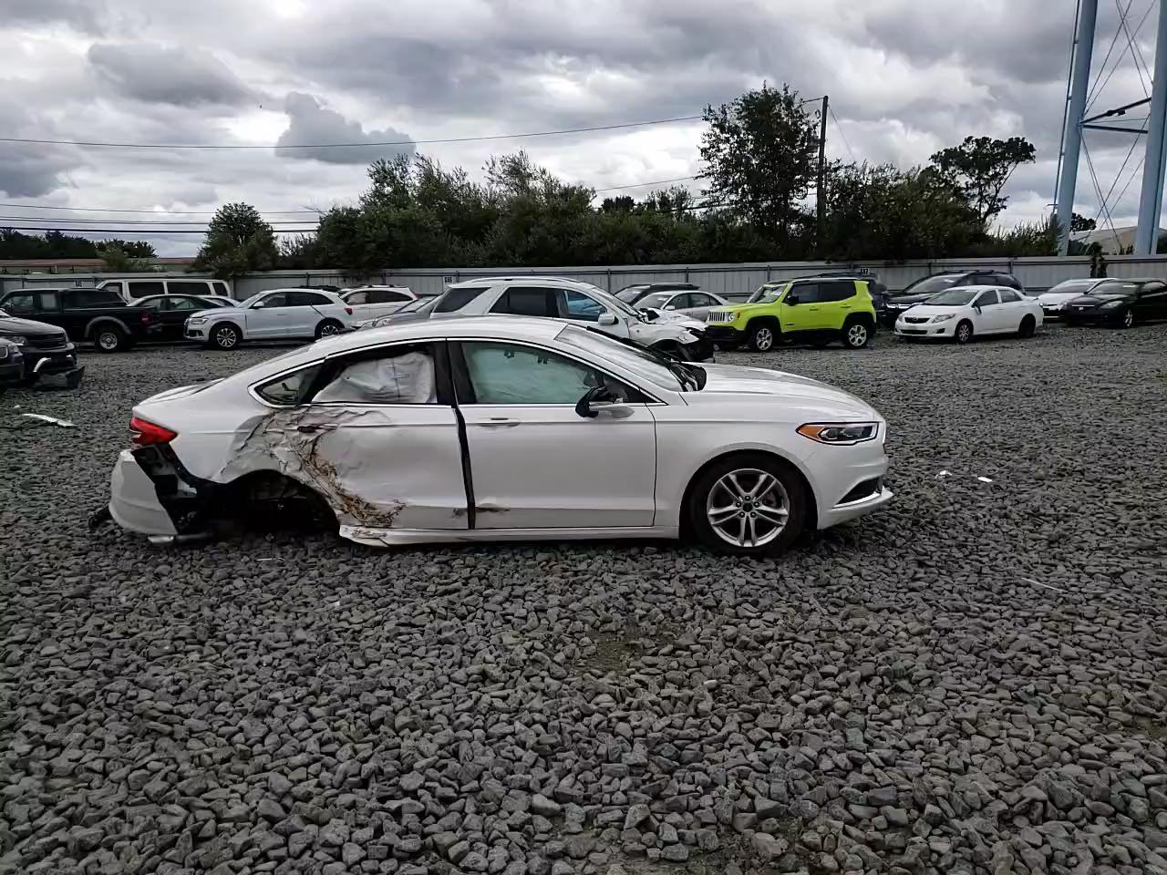 FORD FUSION SE 2018 3fa6p0hd6jr144771