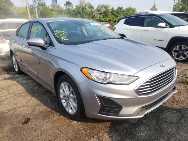 FORD FUSION SE 2020 3fa6p0hd8lr146041