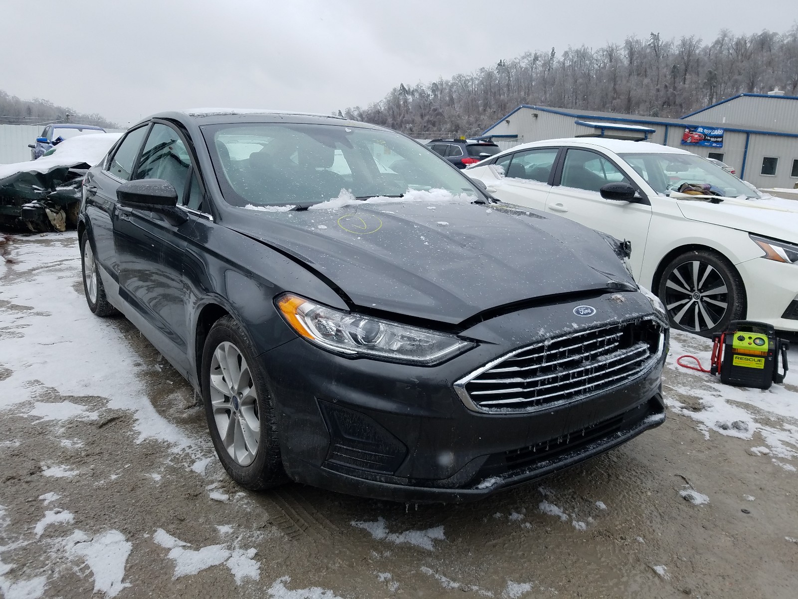 FORD FUSION SE 2020 3fa6p0hd9lr190985