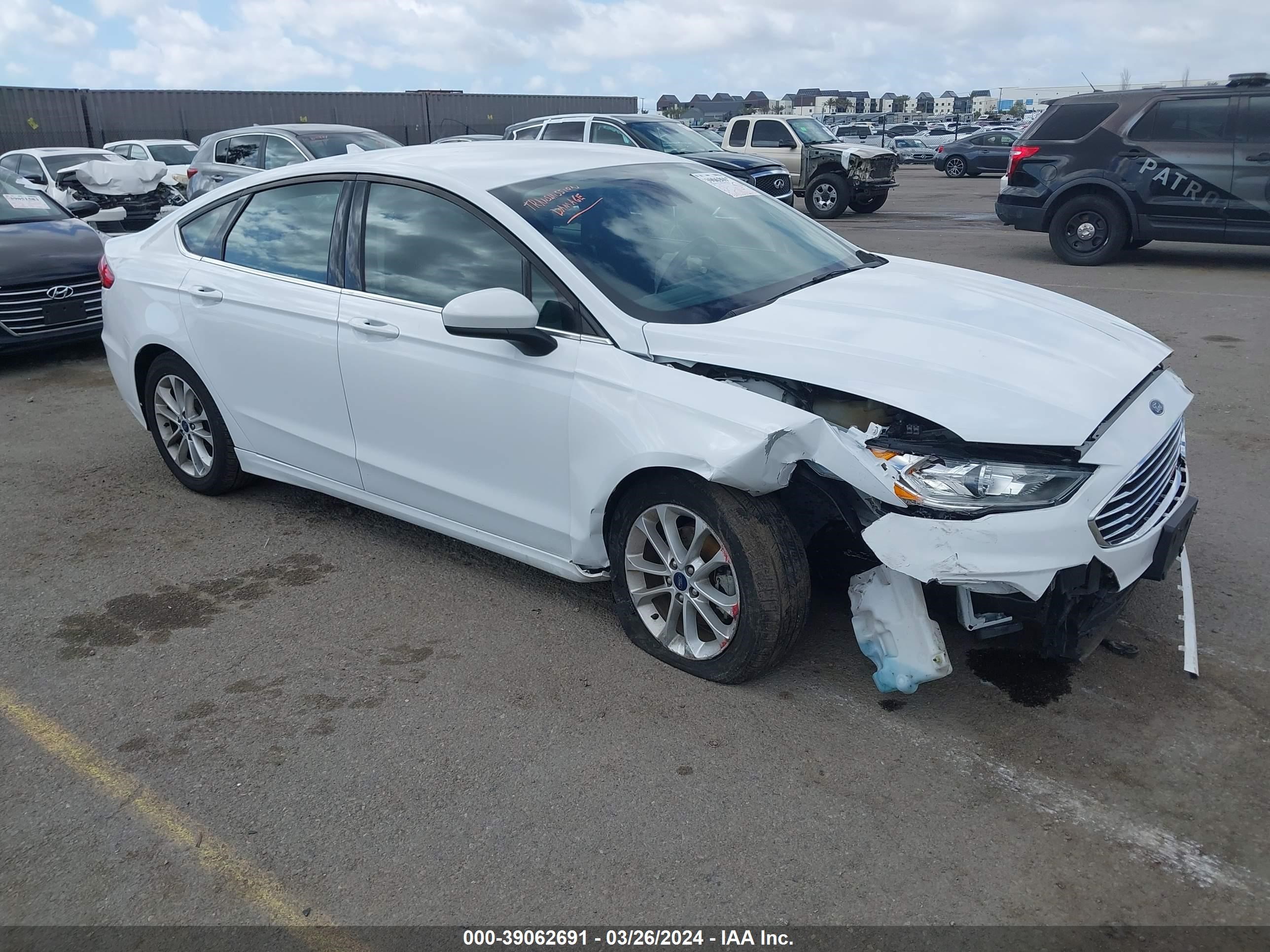 FORD FUSION 2019 3fa6p0hdxkr175426