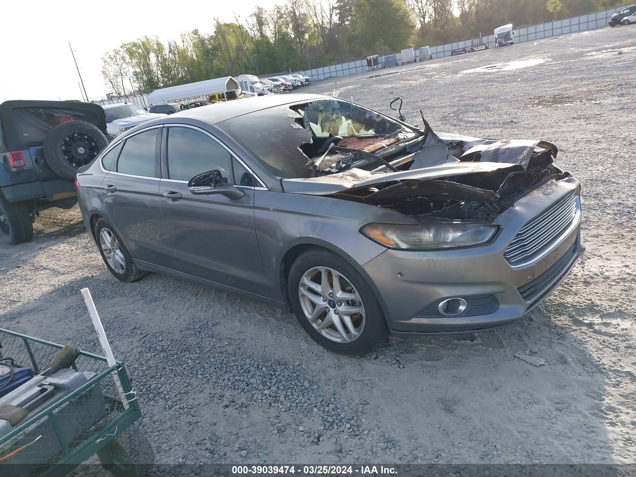 FORD FUSION 2013 3fa6p0hr8dr146697