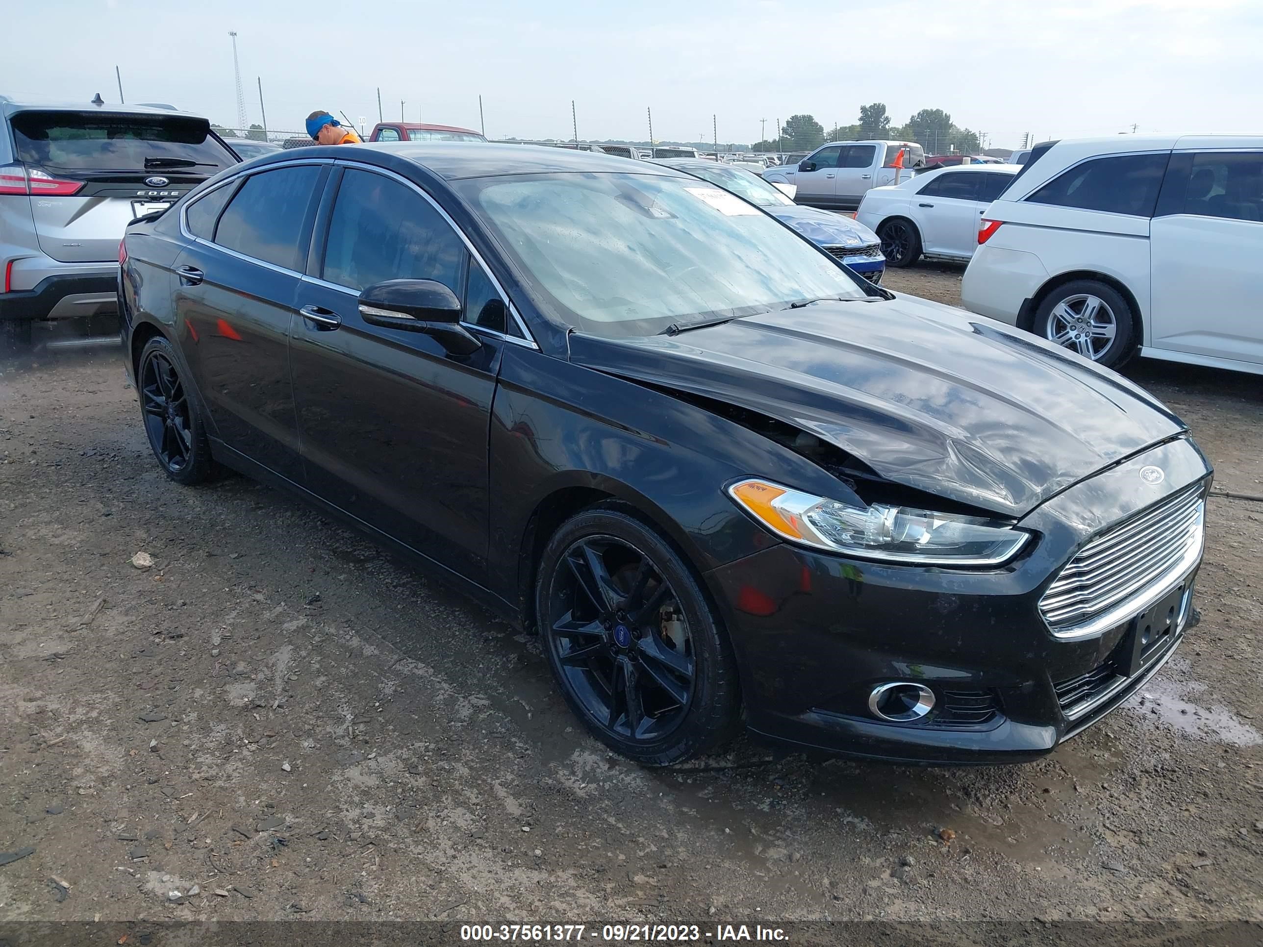 FORD FUSION 2013 3fa6p0k92dr272255