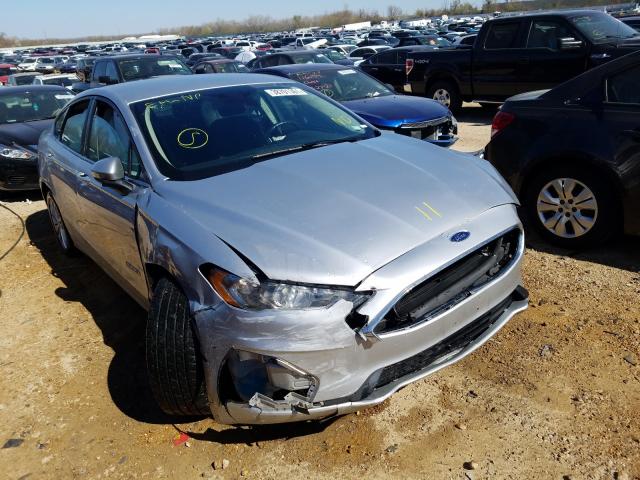 FORD FUSION SE 2019 3fa6p0lu0kr140465