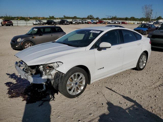 FORD FUSION SE 2019 3fa6p0lu0kr188810