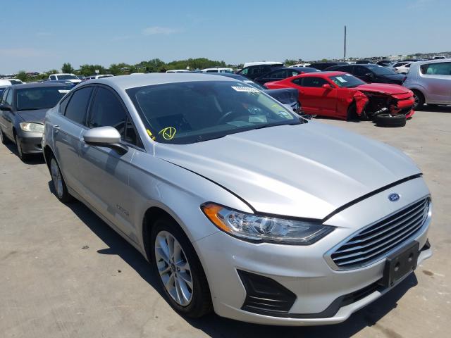 FORD FUSION SE 2019 3fa6p0lu0kr198558