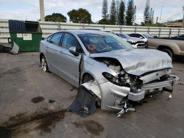 FORD FUSION SE 2019 3fa6p0lu0kr205668