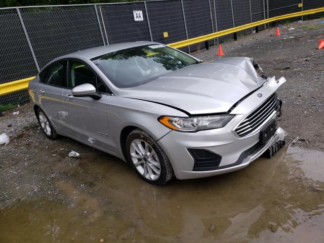 FORD FUSION SE 2019 3fa6p0lu0kr210451