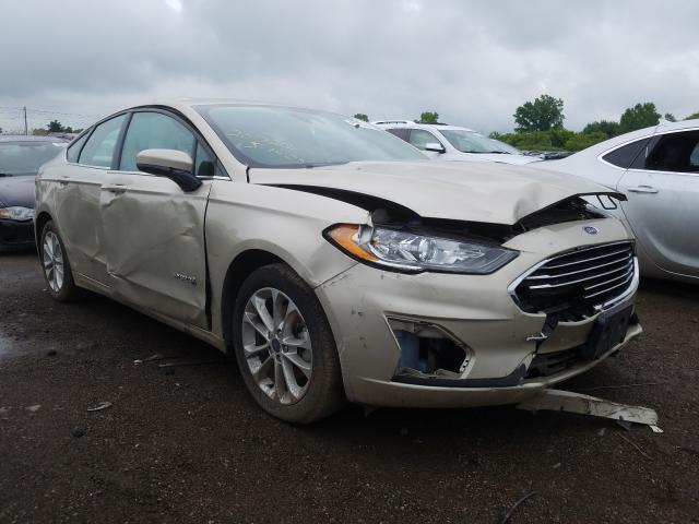 FORD FUSION SE 2019 3fa6p0lu0kr220767