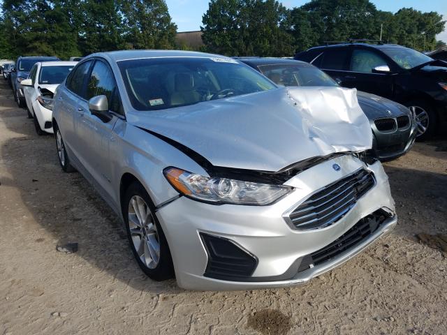 FORD FUSION SE 2019 3fa6p0lu1kr188119