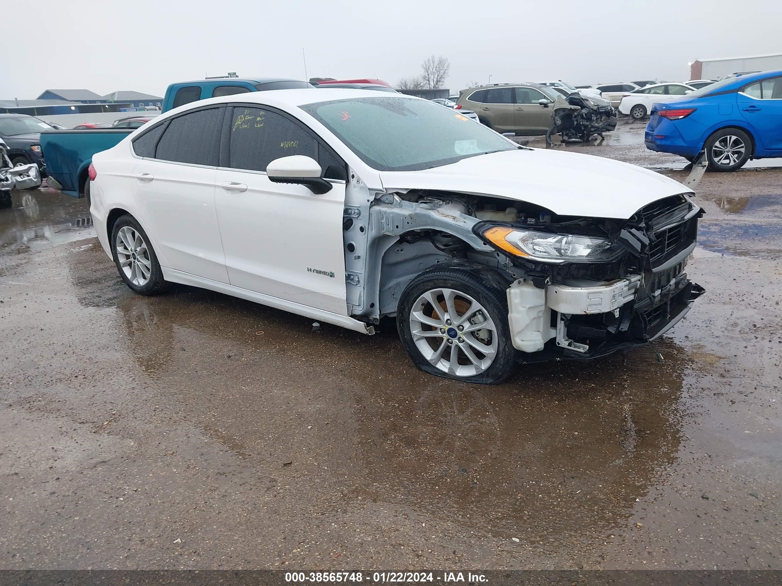 FORD FUSION 2019 3fa6p0lu2kr169756