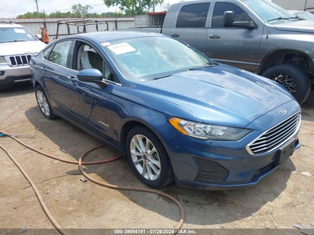 FORD FUSION 2019 3fa6p0lu2kr185052