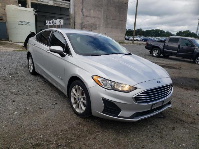 FORD FUSION SE 2019 3fa6p0lu2kr255259