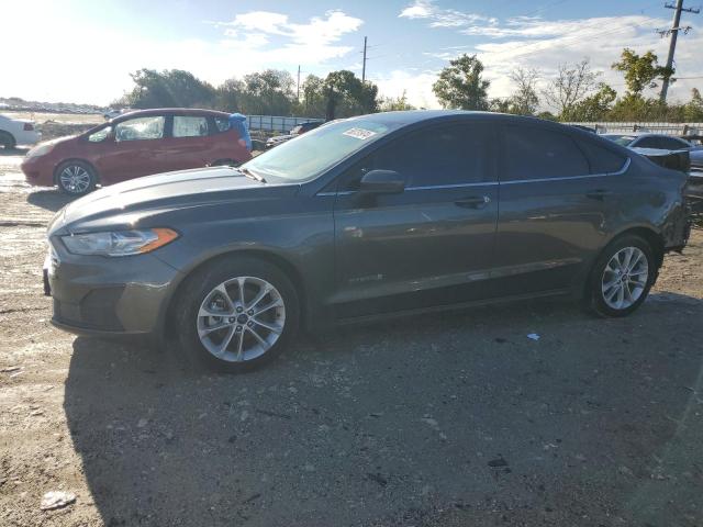 FORD FUSION SE 2019 3fa6p0lu2kr272207