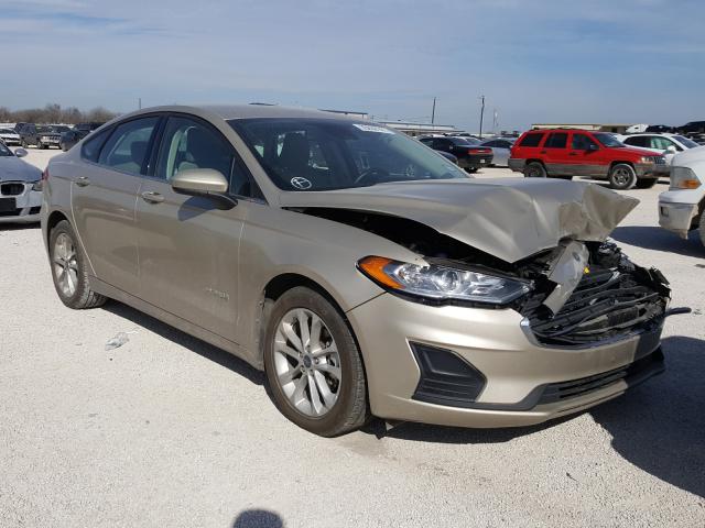 FORD FUSION SE 2019 3fa6p0lu3kr105130